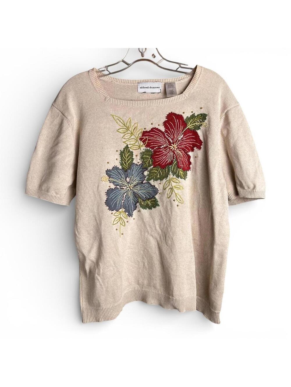 Vintage Alfred Dunner Beaded Hibiscus Knit Top